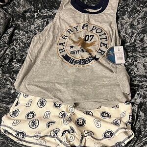 NWT Harry Potter Pajamas size M